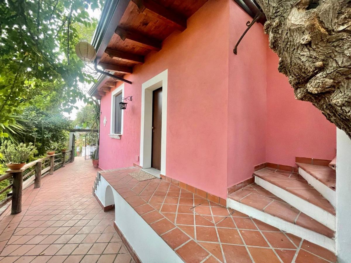 B&B Villa Vittoria Giardini-Naxos Extérieur photo