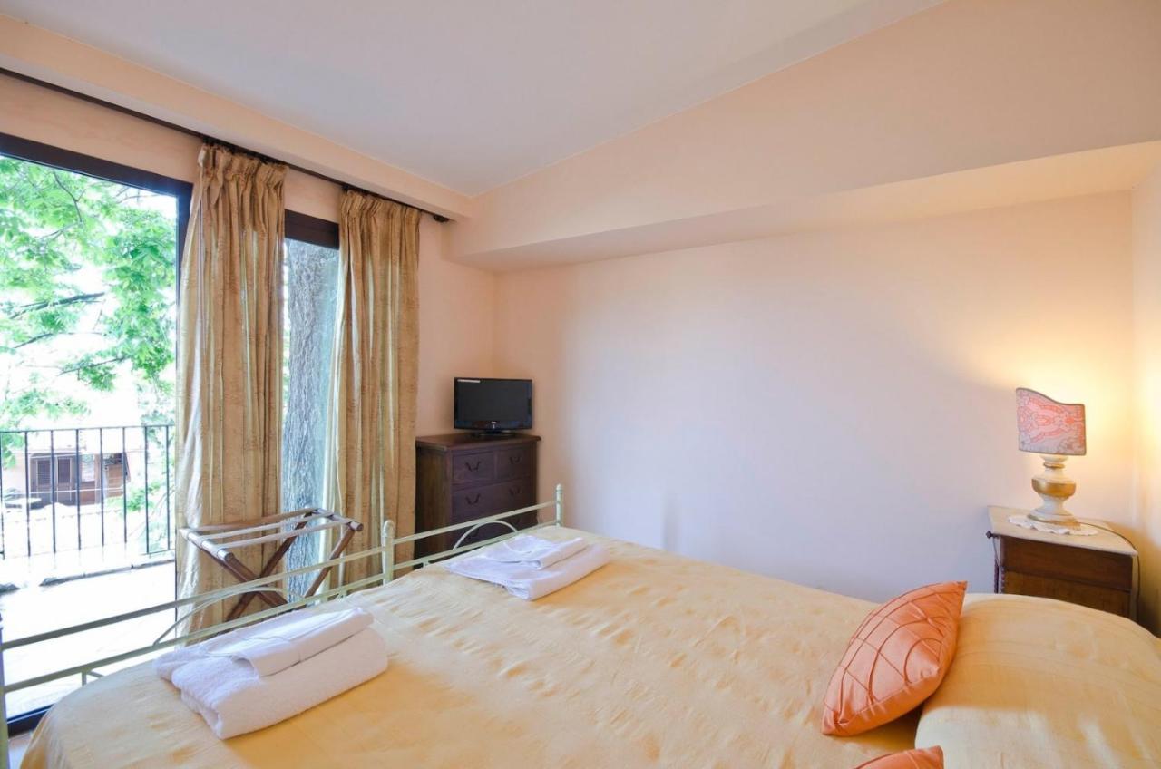 B&B Villa Vittoria Giardini-Naxos Extérieur photo