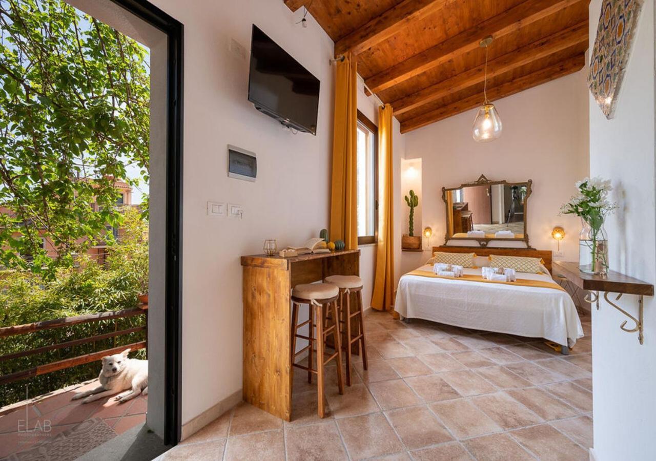 B&B Villa Vittoria Giardini-Naxos Extérieur photo
