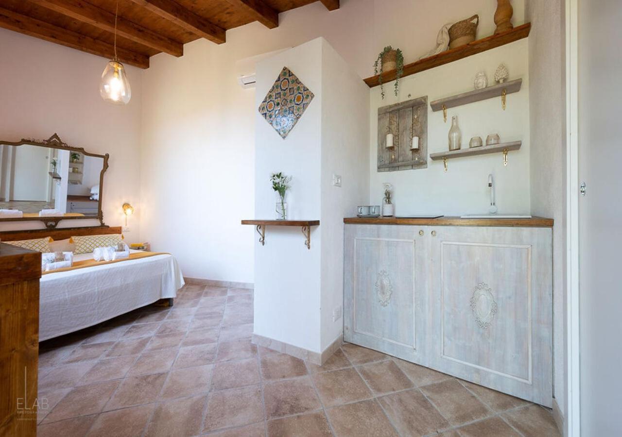 B&B Villa Vittoria Giardini-Naxos Extérieur photo
